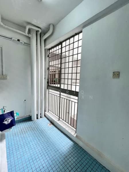 Condominium for Sale at Tiara Kelana - Thoriq Suparman - Balcony - PropertyGuru.com.my
