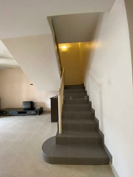 Rumah Teres 2 Tingkat untuk Dijual di Subang Jaya (Selangor) - Rachel Sie - Living Room - PropertyGuru.com.my