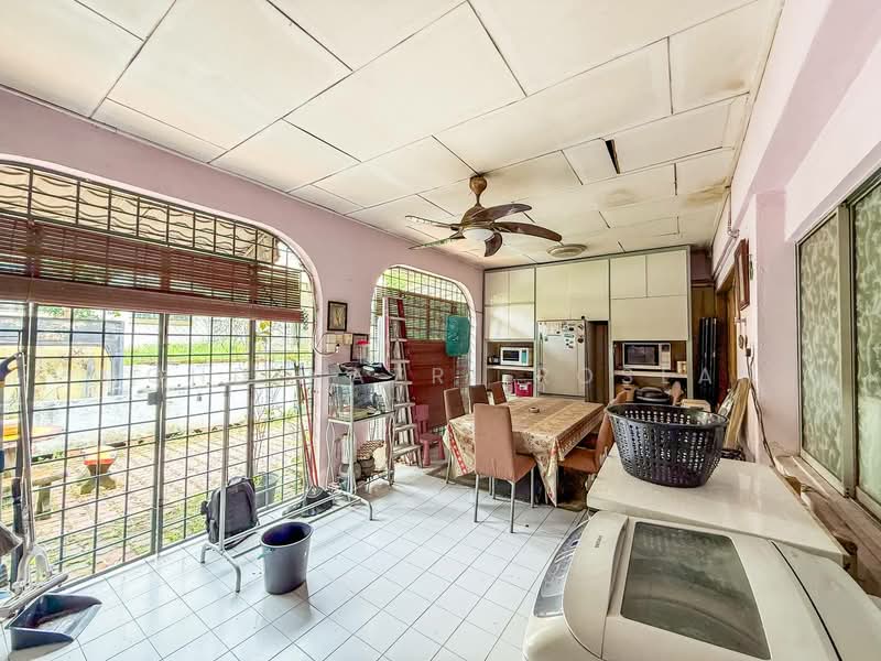 Rumah Berkembar untuk Dijual di Seksyen 22 (Petaling Jaya) - Mohd Nazri Roslan - PropertyGuru.com.my
