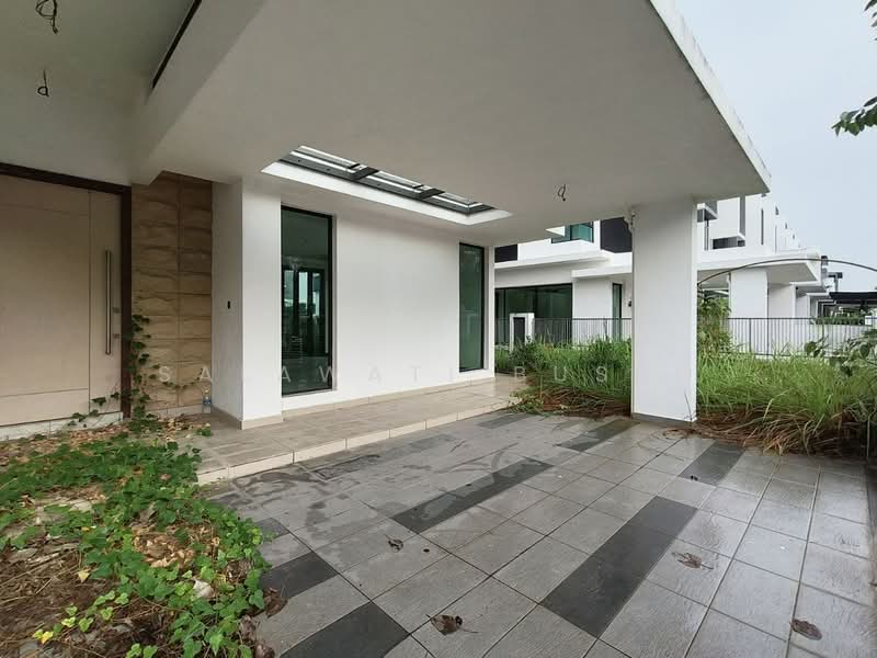 Rumah Teres 3 Tingkat untuk Dijual di Shah Alam (Selangor) - Salawati Busro - Exterior - PropertyGuru.com.my