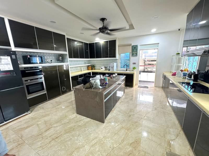 Bungalow for Rent in Taman Ampang Utama (Ampang) - David Lao - Kitchen - PropertyGuru.com.my
