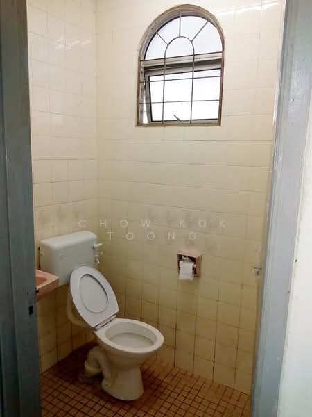 Rumah Teres 1 Tingkat untuk Dijual di Puchong (Selangor) - Chow Kok Toong - Bathroom - PropertyGuru.com.my