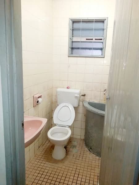 Rumah Teres 1 Tingkat untuk Dijual di Puchong (Selangor) - Chow Kok Toong - Bathroom - PropertyGuru.com.my