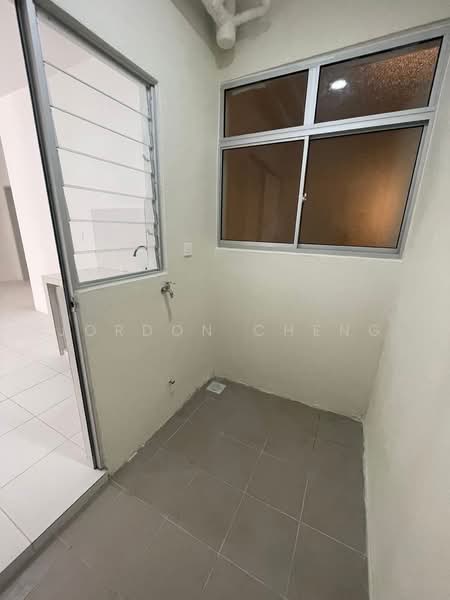 Kondominium untuk Disewa di Residensi Sateria - Jordon Cheng - Interior - PropertyGuru.com.my