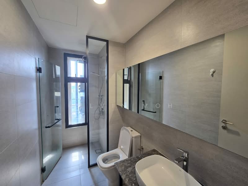 Servis Apartment untuk Disewa di Residensi Solaris Parq - Kelvin Moh - Bathroom - PropertyGuru.com.my