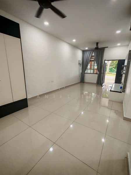 1-storey Terraced House for Rent in Taman Pelangi Indah (Ulu Tiram) - Daniel Tey - PropertyGuru.com.my