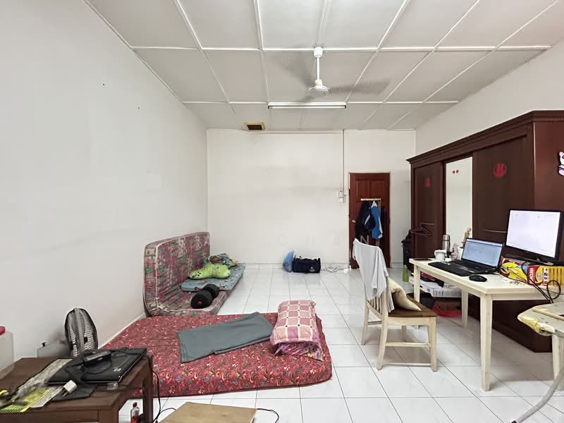 2-storey Terraced House for Sale in Bandar Mahkota Cheras (Cheras) - Ray Chan - Living Room - PropertyGuru.com.my