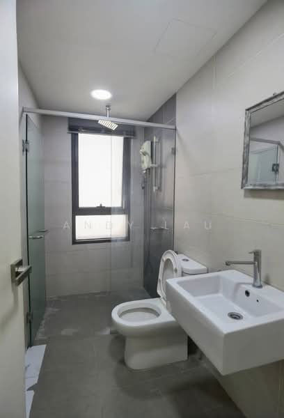 Servis Apartment untuk Disewa di Solstice @ Pan'gaea - Andy Lau - Bathroom - PropertyGuru.com.my