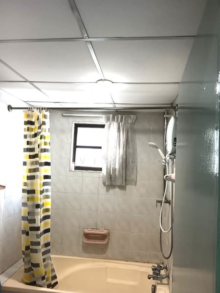 Kondominium untuk Dijual di Danau Permai - David Lao - Bathroom - PropertyGuru.com.my