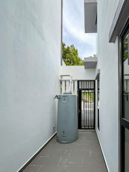 Rumah Teres 2.5 Tingkat untuk Dijual di Taman Melawati (Ulu Kelang) - Priscilla Tan - Exterior - PropertyGuru.com.my