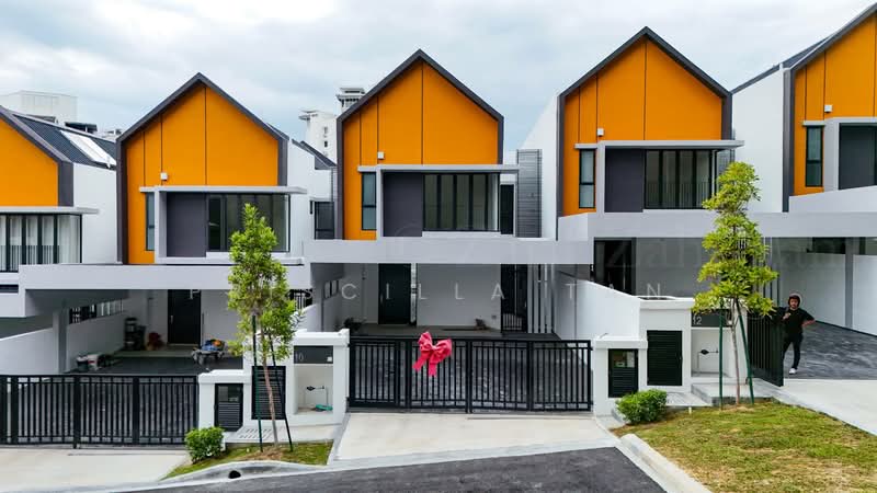 Rumah Teres 2.5 Tingkat untuk Dijual di Taman Melawati (Ulu Kelang) - Priscilla Tan - Exterior - PropertyGuru.com.my