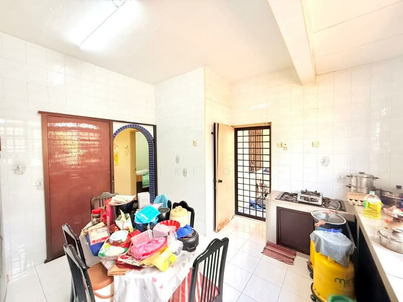 2-storey Terraced House for Sale in Taman Daya (Johor Bahru) - Kiki Oh - Kitchen - PropertyGuru.com.my
