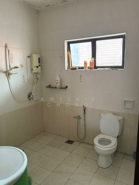 Rumah Berkembar untuk Dijual di Taman Segar Perdana (Cheras) - Kweenie Chong - Bathroom - PropertyGuru.com.my