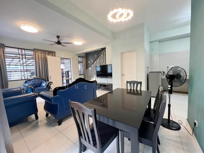 2-storey Terraced House for Sale in Bukit Indah (Iskandar Puteri (Nusajaya)) - June Tseng - Living Room - PropertyGuru.com.my
