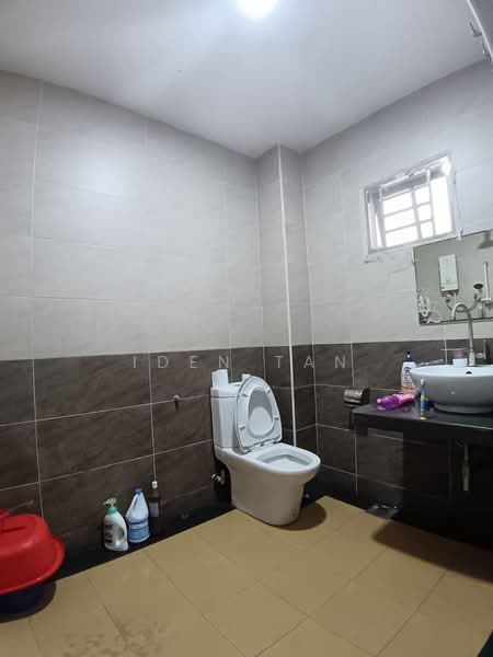 2-storey Terraced House for Sale in Taman Kota Jaya (Kota Tinggi) - Iden Tan - Bathroom - PropertyGuru.com.my