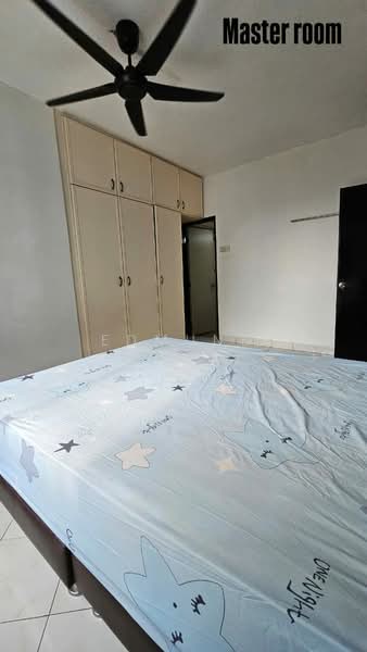 Pangsapuri untuk Disewa di Pangsapuri Vista Serdang - Edmund Goh - Master Bedroom - PropertyGuru.com.my