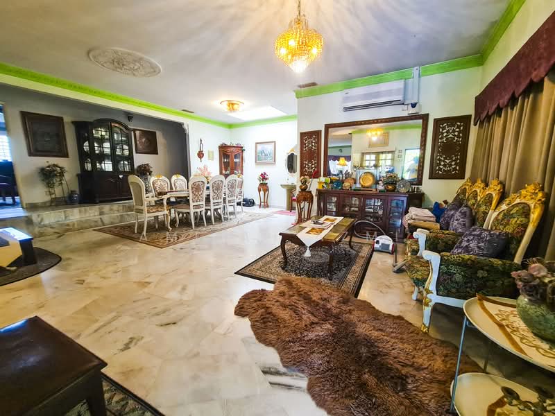 For Sale - taman pelangi