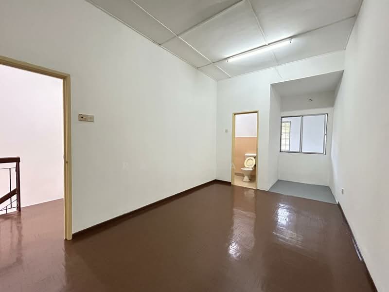 2-storey Terraced House for Sale in Bandar Mahkota Cheras (Cheras) - Ray Chan - Interior - PropertyGuru.com.my