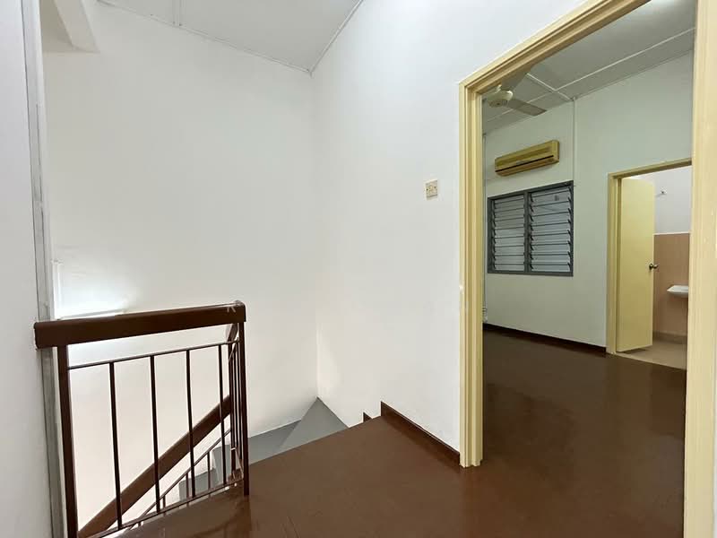 2-storey Terraced House for Sale in Bandar Mahkota Cheras (Cheras) - Ray Chan - Corridor - PropertyGuru.com.my