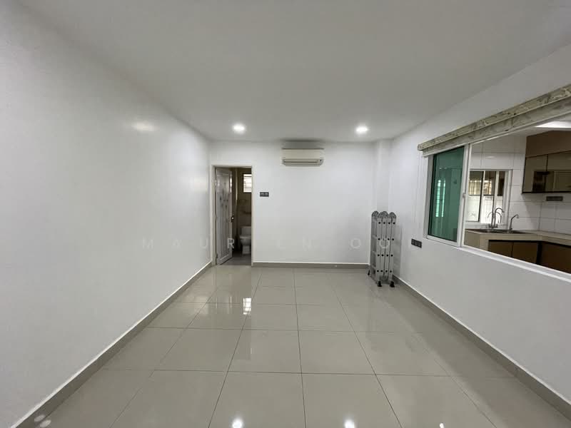 1.5-storey Terraced House for Sale in Taman Universiti Ss3 (Petaling Jaya) - Maureen Ooi - Living Room - PropertyGuru.com.my