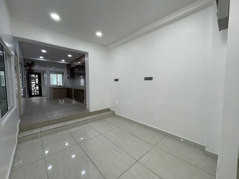 1.5-storey Terraced House for Sale in Taman Universiti Ss3 (Petaling Jaya) - Maureen Ooi - Kitchen - PropertyGuru.com.my