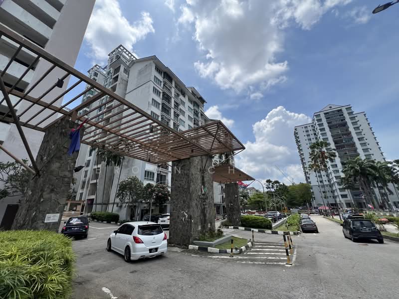 Servis Apartment untuk Dijual di SuriaMas Suites - Brown Cheng - PropertyGuru.com.my