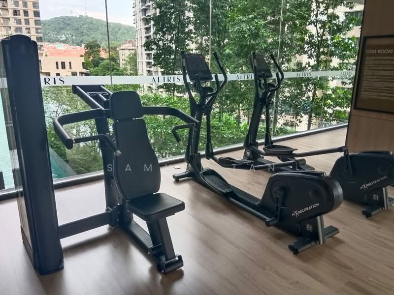 Servis Apartment untuk Disewa di Altris Residences @ The Quartz WM - Samuel Tan - Gym - PropertyGuru.com.my
