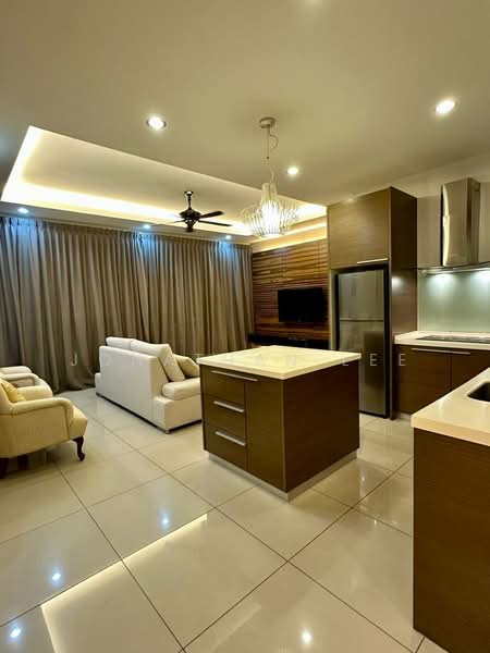 Servis Apartment untuk Disewa di Birch Regency @ Penang Times Square - Jonathan Lee - Living Room - PropertyGuru.com.my