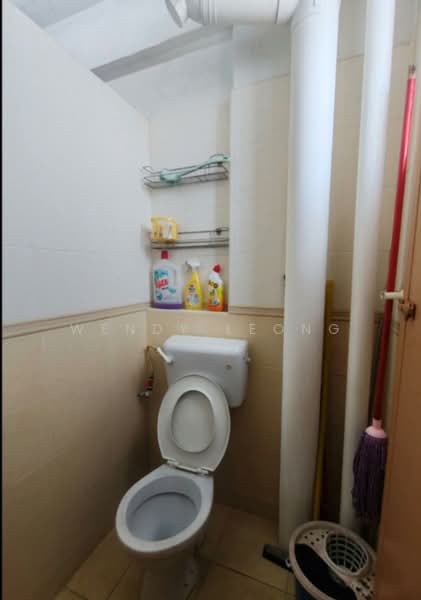 Rumah Flat untuk Disewa di Pangsapuri Seri Pagi - Wendy Leong - Bathroom - PropertyGuru.com.my