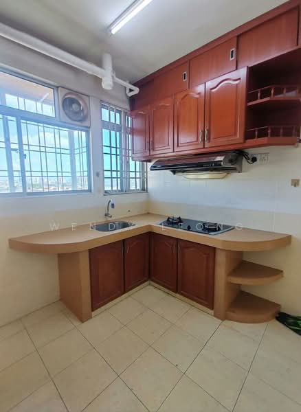 Rumah Flat untuk Disewa di Pangsapuri Seri Pagi - Wendy Leong - Kitchen - PropertyGuru.com.my