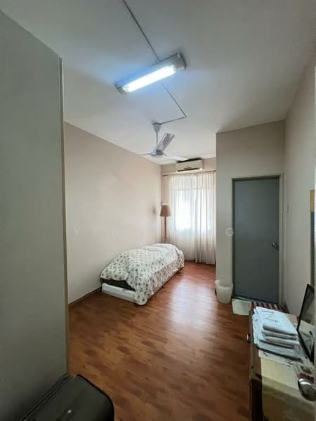 2-storey Terraced House for Sale in Saujana Damansara (Damansara Damai) - Yen Ching - Bedroom - PropertyGuru.com.my