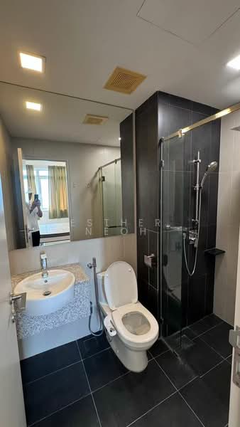 Kondominium untuk Disewa di Vertiq - Esther Neoh - Bathroom - PropertyGuru.com.my