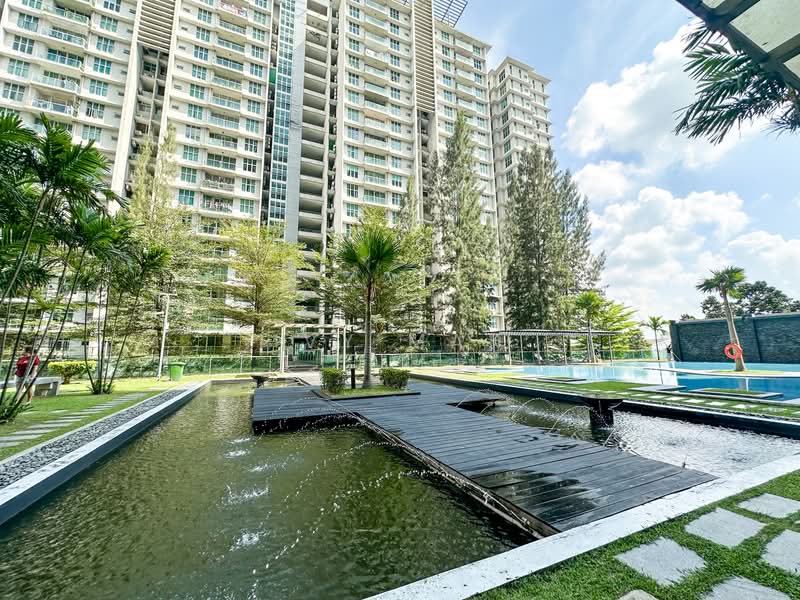 Kondominium untuk Dijual di USJ One Avenue Condo - Ivy Mak - Exterior - PropertyGuru.com.my