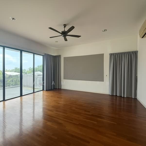 Cluster House for Sale in Jade Hills (Kajang) - Adam Puah - Living Room - PropertyGuru.com.my