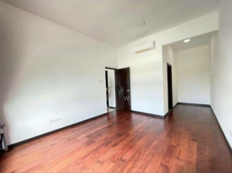Pangsapuri untuk Dijual di Molek Regency - Lucas Wong - PropertyGuru.com.my