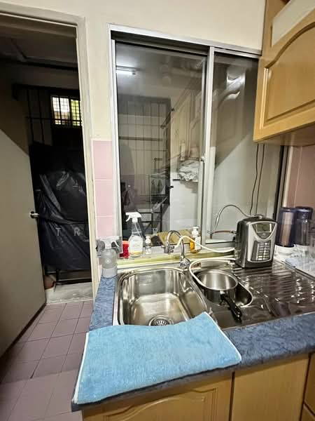 Kondominium untuk Dijual di Forest Green - Trevor Chai - Kitchen - PropertyGuru.com.my