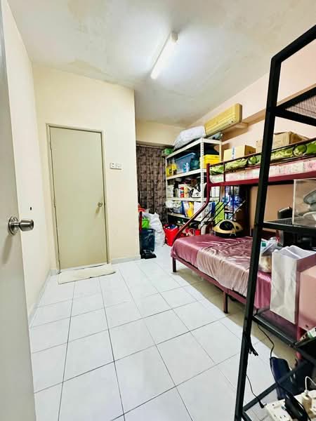 Kondominium untuk Dijual di Forest Green - Trevor Chai - Bedroom - PropertyGuru.com.my