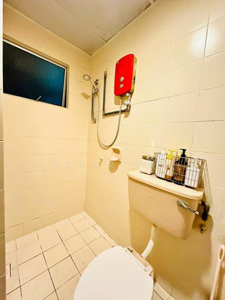 Kondominium untuk Dijual di Forest Green - Trevor Chai - Bathroom - PropertyGuru.com.my
