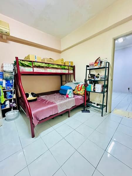 Kondominium untuk Dijual di Forest Green - Trevor Chai - Bedroom - PropertyGuru.com.my