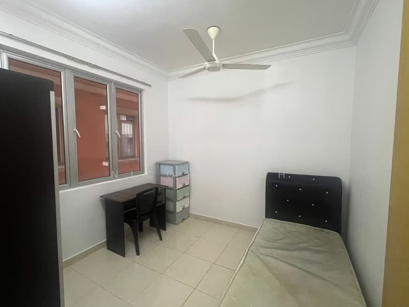 Condominium for Sale at Platinum Hill PV 6 - Nicole Goh - Bedroom - PropertyGuru.com.my