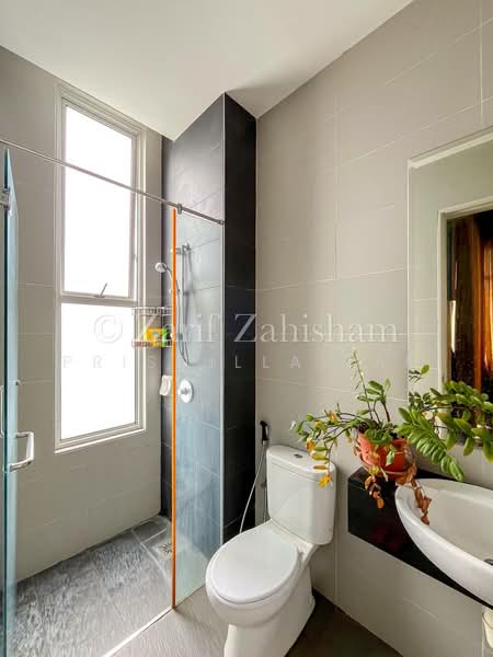 Rumah Banglo untuk Dijual di Laman Seri (Shah Alam) - Priscilla Tan - Bathroom - PropertyGuru.com.my