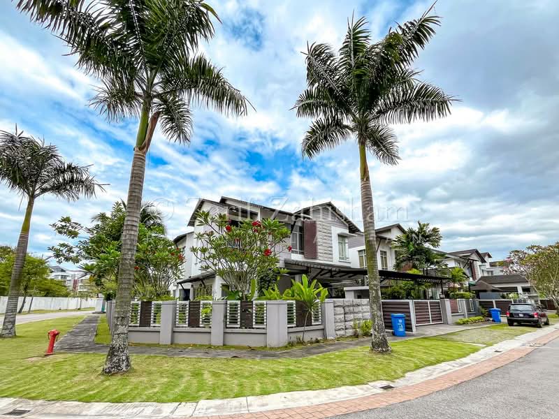 Rumah Banglo untuk Dijual di Laman Seri (Shah Alam) - Priscilla Tan - Exterior - PropertyGuru.com.my