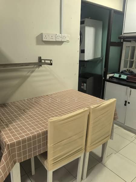 Pangsapuri untuk Disewa di Suria Rafflesia - Terence Lee - Dining Room - PropertyGuru.com.my