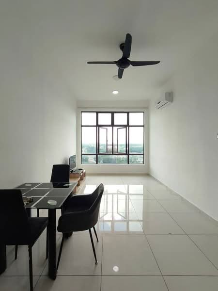 Servis Apartment untuk Dijual di D'Summit Residences - Marvin Lim - Living Room - PropertyGuru.com.my
