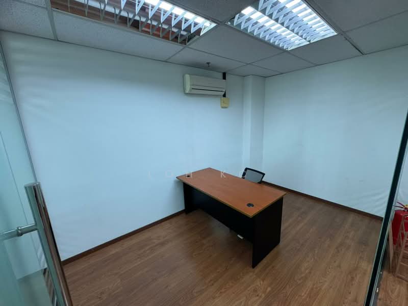 Office for Rent in Mont Kiara (Kuala Lumpur) - Loh KC - Interior - PropertyGuru.com.my