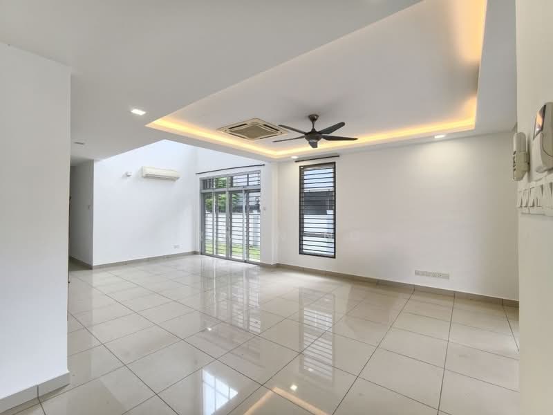Semi-Detached House for Sale in Taman Sri Pulai Perdana (Skudai) - Irwyn Ng - Living Room - PropertyGuru.com.my