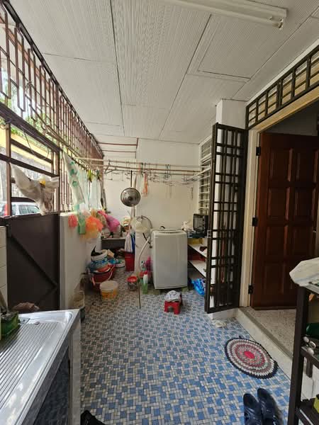 2-storey Terraced House for Sale in Island Glades (Jelutong) - A Ee Ee - Balcony - PropertyGuru.com.my