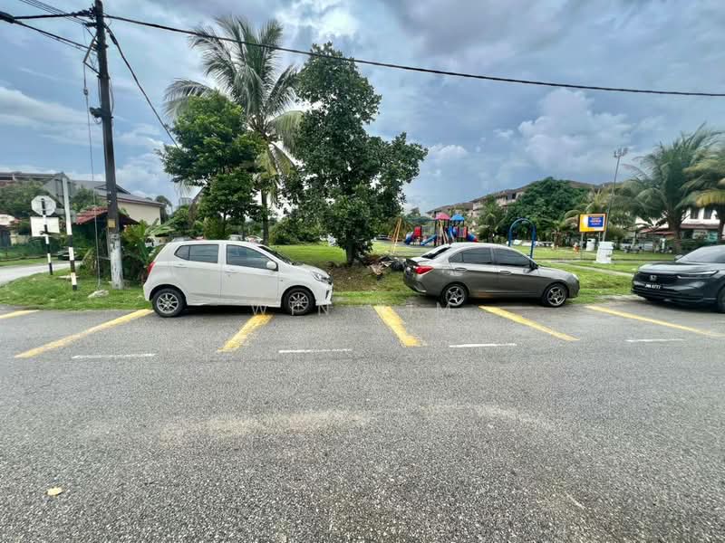 Rumah Teres 2 Tingkat untuk Dijual di Taman Perling (Perling) - Win Lim - Exterior - PropertyGuru.com.my