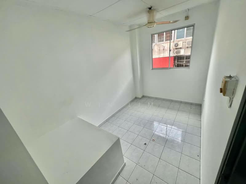 Rumah Teres 2 Tingkat untuk Dijual di Taman Perling (Perling) - Win Lim - Interior - PropertyGuru.com.my