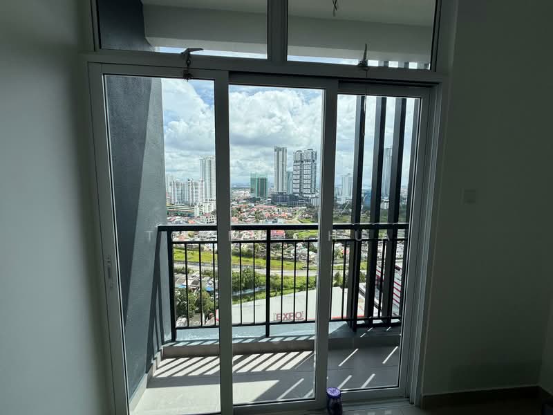 Servis Apartment untuk Disewa di TRELLIS RESIDENCES - Tommy Phua - Balcony - PropertyGuru.com.my